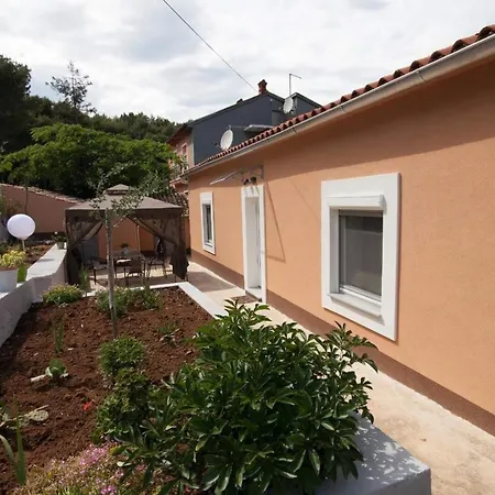 Prázdninový dům House Stefi