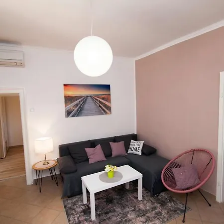 Prázdninový dům House Stefi *
